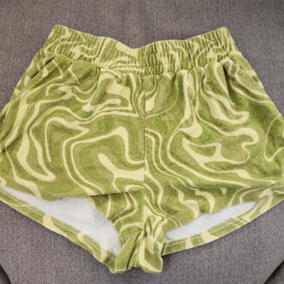 Forever 21 Green Tie-Dye Shorts size M - Picture 1 of 3